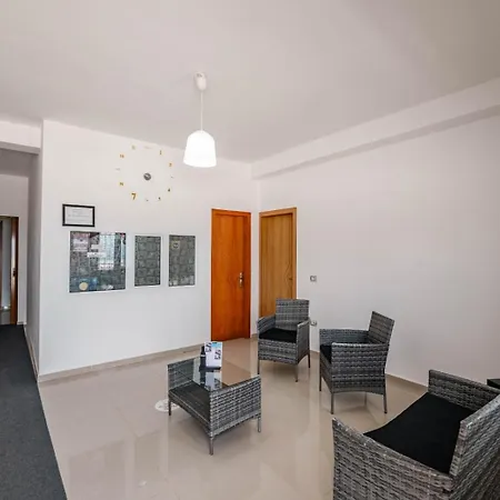 Aparthotel Pasqyra
